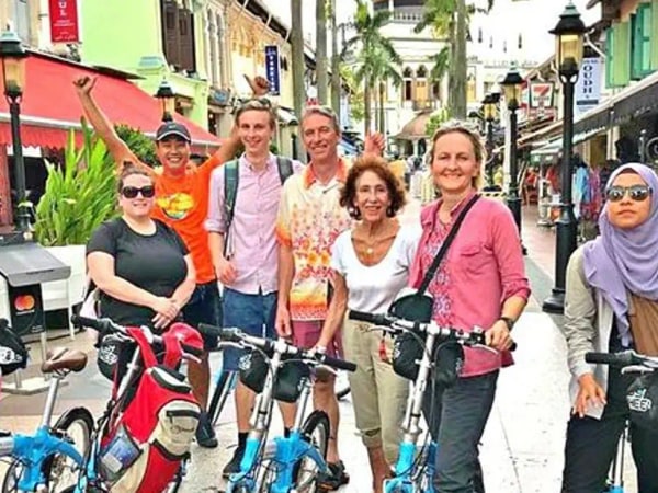 Lion City Bike Tour of Singapore